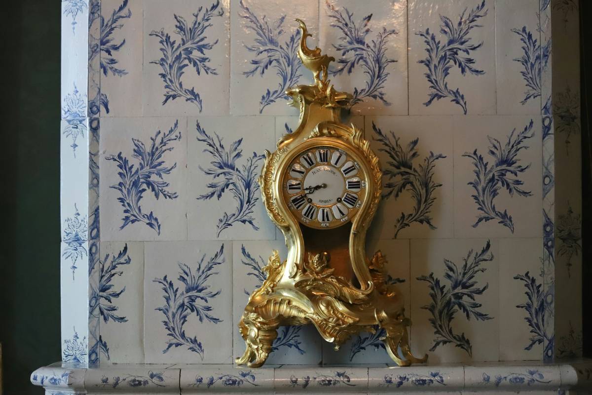 Clock with a Fireplace: 7 Proven Tips to Avoid Costly Mistakes